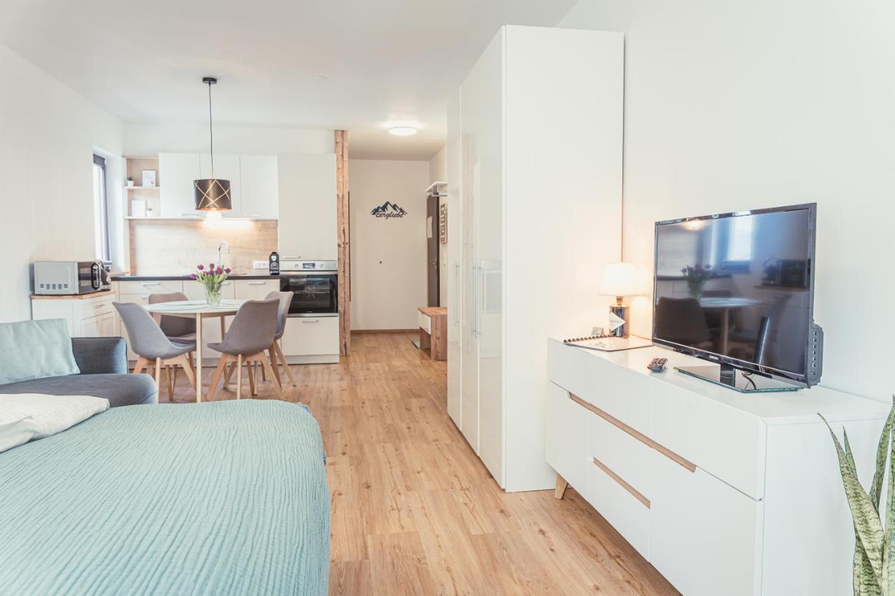 Apartment Bergliebe - 40 M² Wohnung In Hotelanlage Bad Goisern Eksteriør bilde